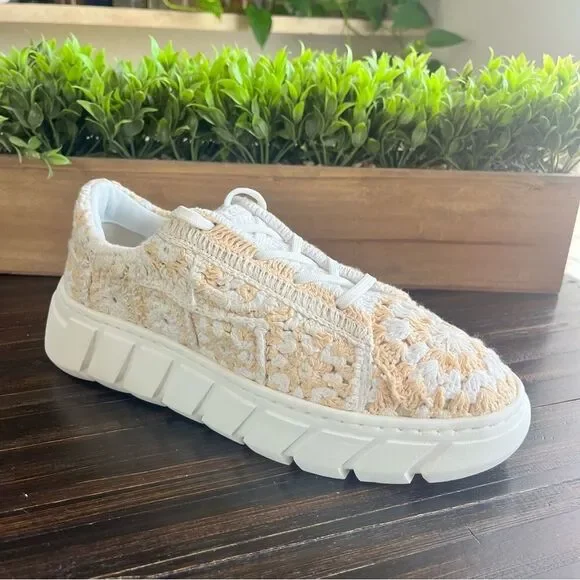 FREE PEOPLE Catch Me If You Can Crochet Platform Sneaker in Natural Size 9.5 NEW - Picture 3 of 15